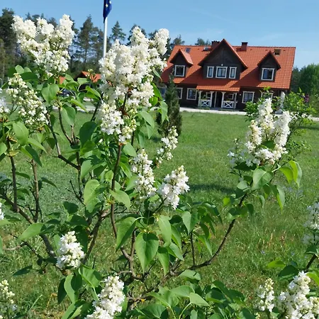 Dom Bzy I Magnolie Pojezierze Drawskie Lubowo (Szczecinek)